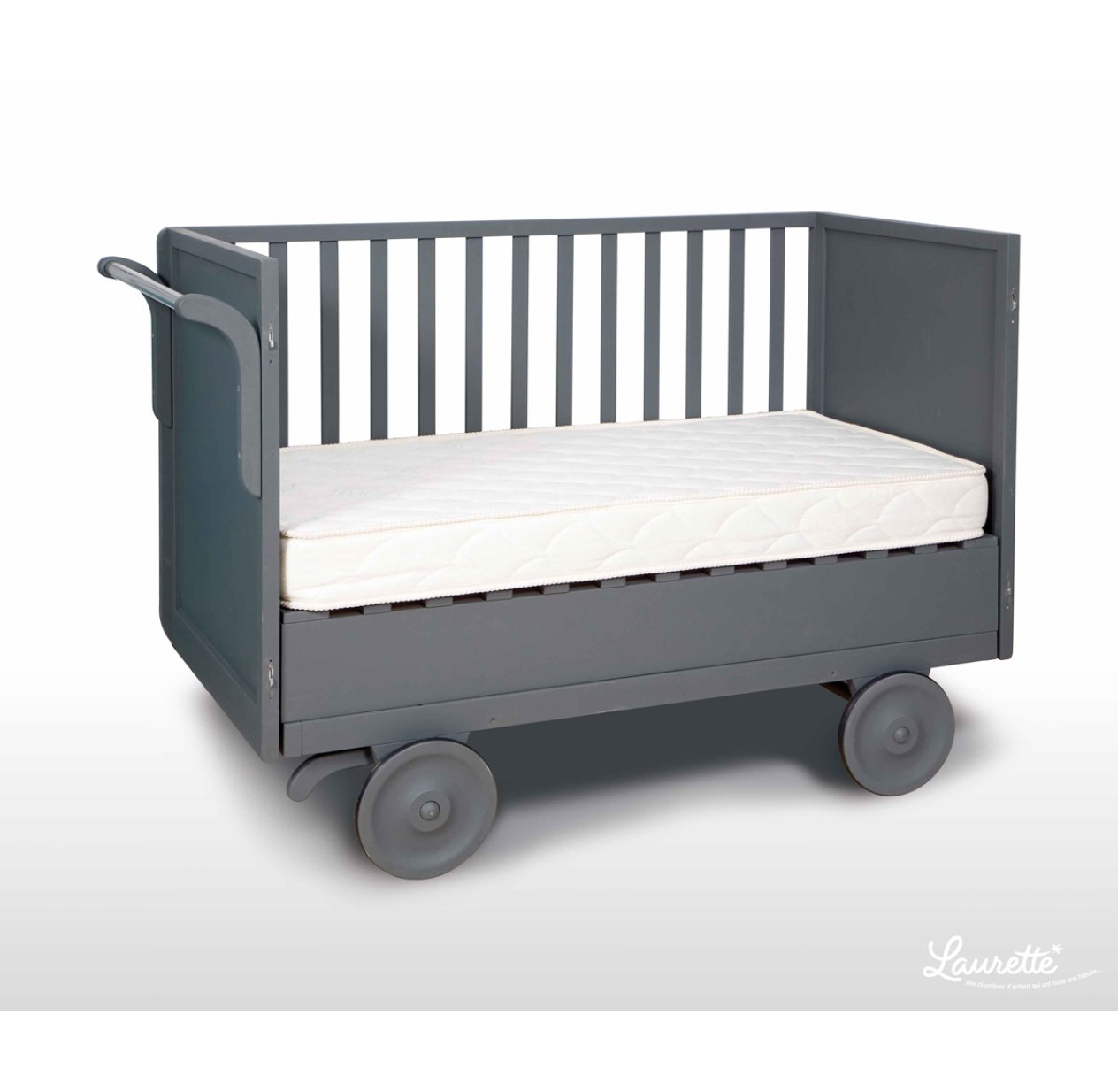 Lit Roulotte Evolutif Gris Souris Laurette Pour Chambre Enfant Les Enfants Du Design