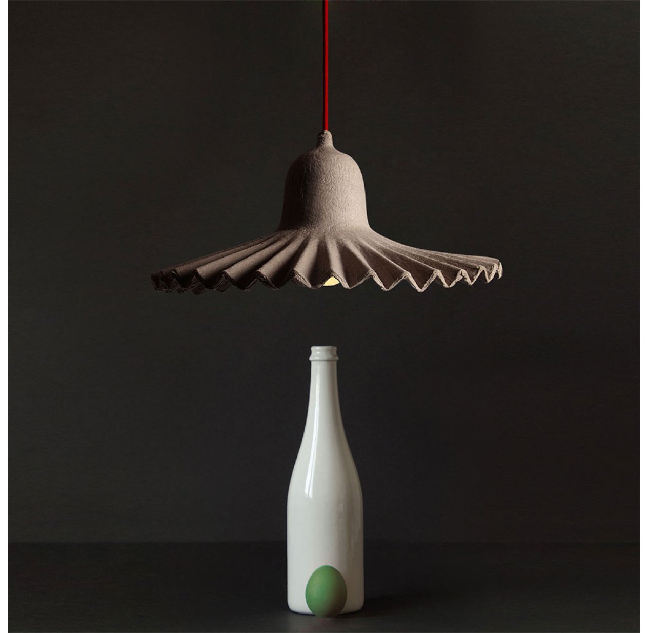 Suspension Egg of Columbus Large Seletti pour chambre enfant Les Enfants du Design