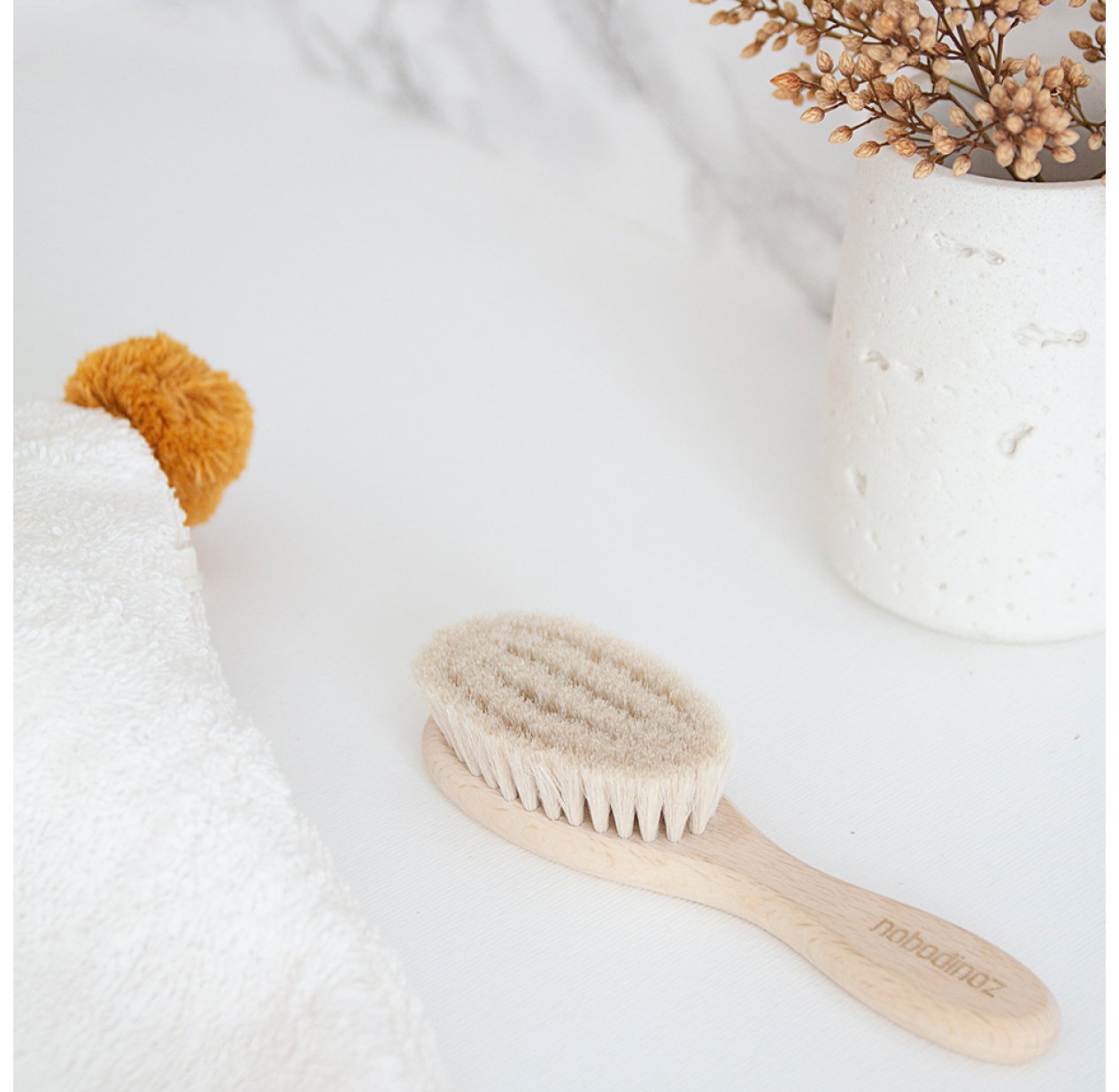 Brosse A Cheveux Bebe So Cute Nobodinoz Pour Chambre Enfant Les Enfants Du Design