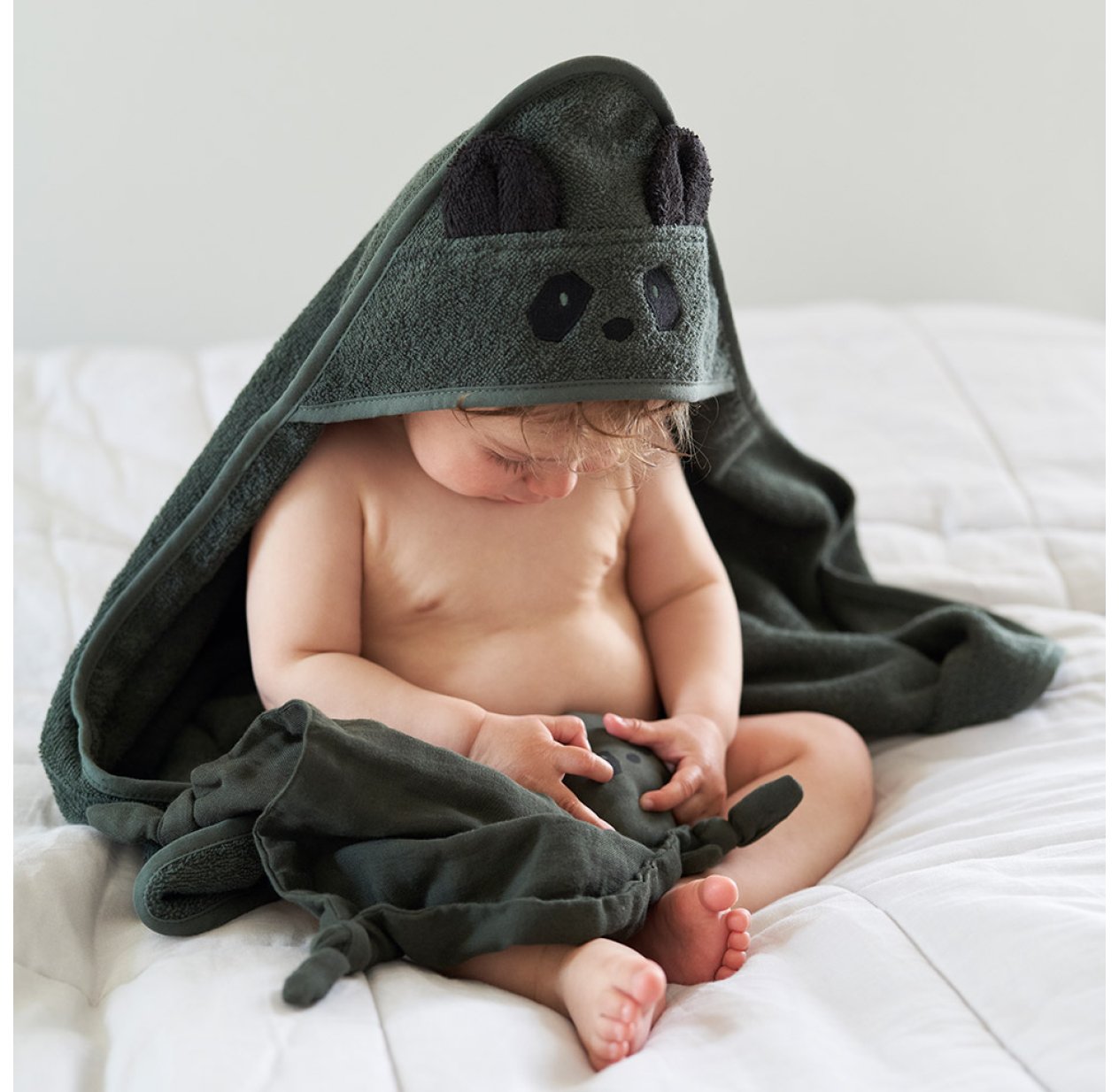 Cape De Bain Bebe Panda Albert Kaki Liewood Pour Chambre Enfant Les Enfants Du Design