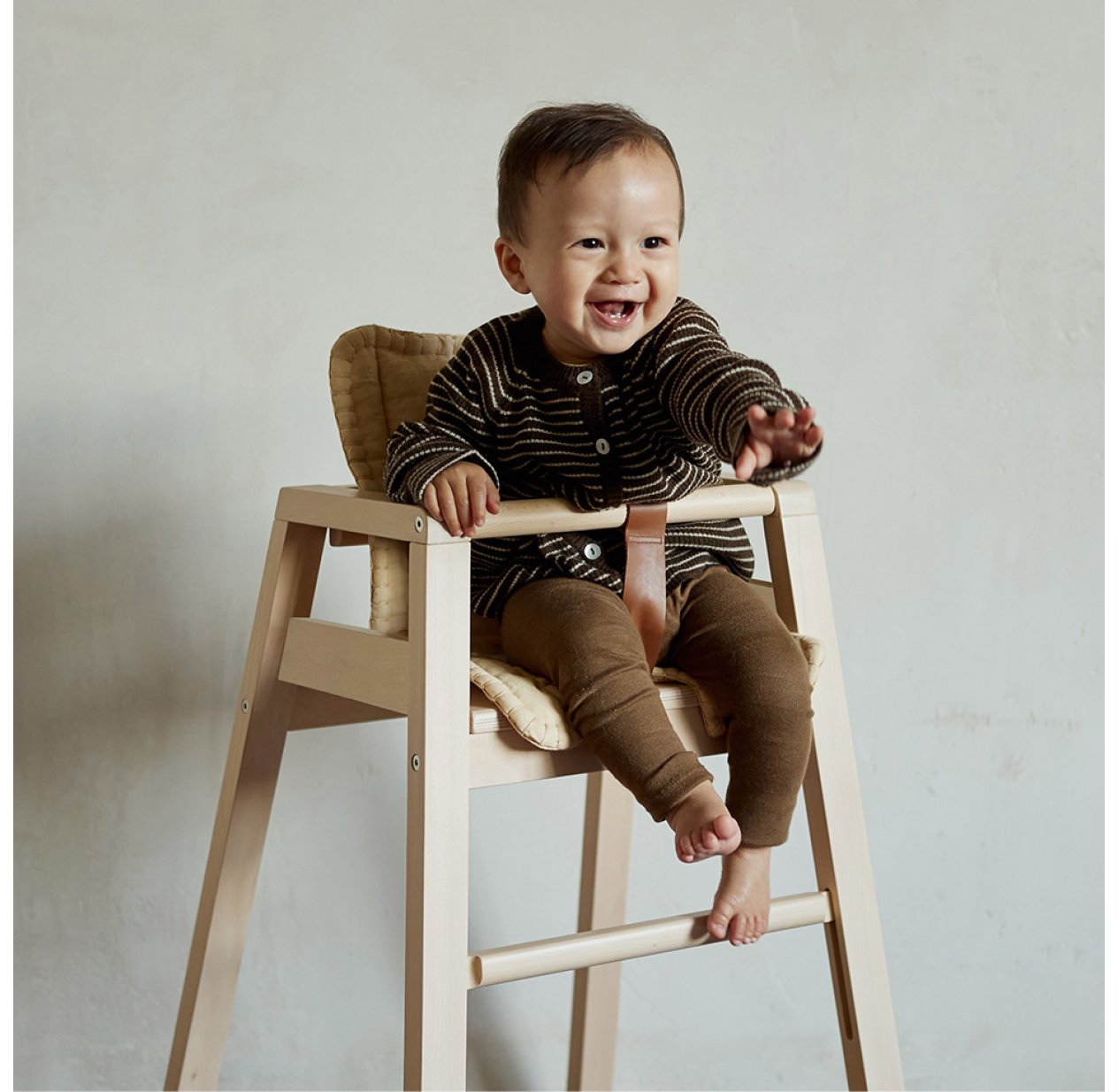 Chaise Haute Bébé Bois Réglable 6 Hauteurs - Barre Sécurité Coussin 90 Kg Enfant Adulte Beige
