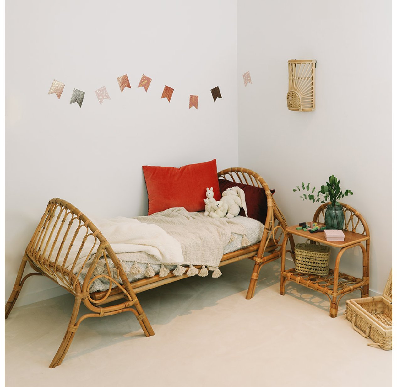 Lit Corbeille Junior June Saudara Pour Chambre Enfant Les Enfants Du Design