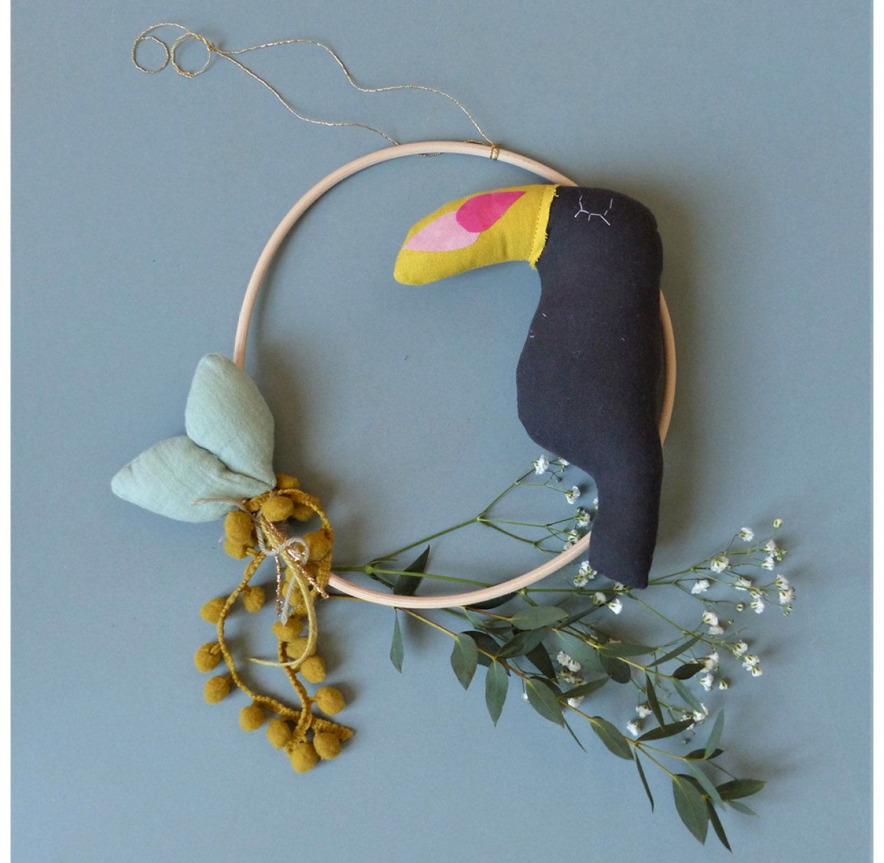 Oiseau Decoratif Charlie Baby Le Bebe Toucan Carbone Scalae Pour Chambre Enfant Les Enfants Du Design Oiseau Decoratif Charlie Baby Le Bebe Toucan Carbone Scalae Pour Chambre Enfant Les Enfants Du Design