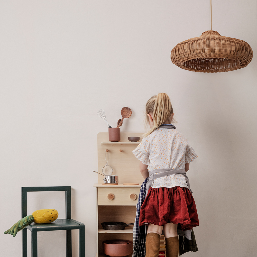 Suspension en rotin tressé Ferm Living