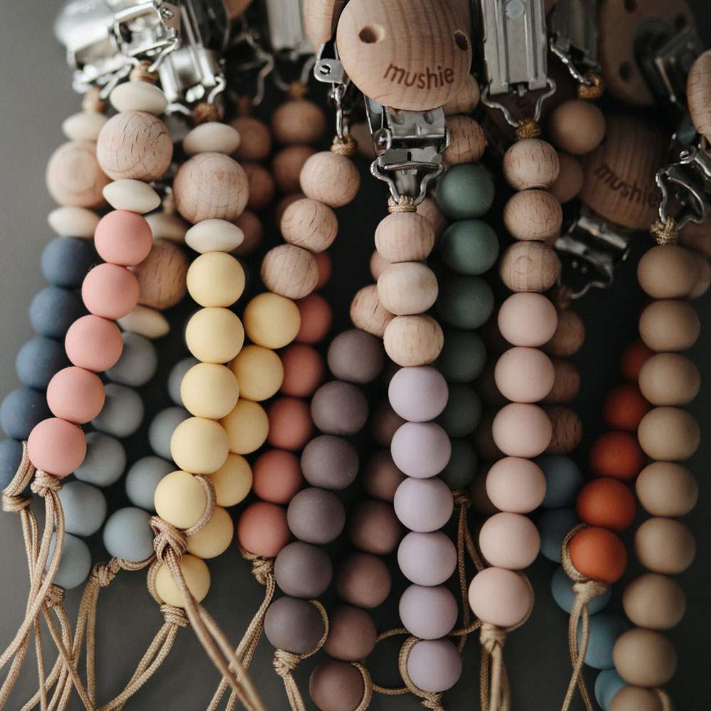 Attache-Tétine Cleo - Gris fer - Mushie