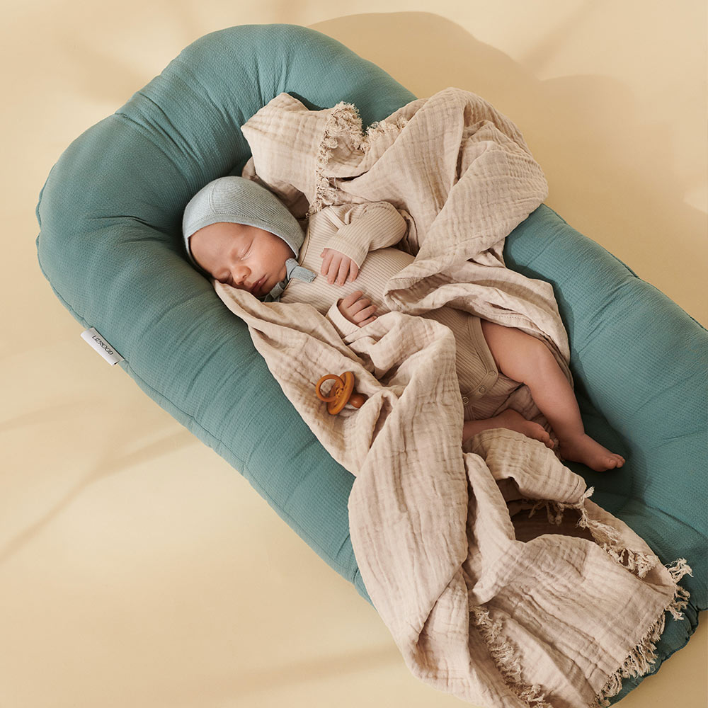 Couffin Baby Nest Edward - Bleu clair - Liewood