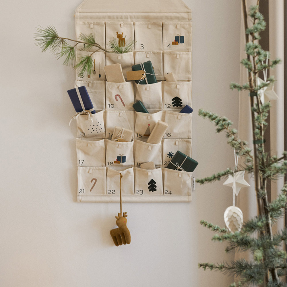 Jouets d'éveil à suspendre Noël Helmut Liewood