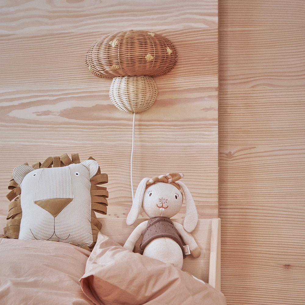 Lampe applique Champignon en rotin OYOY