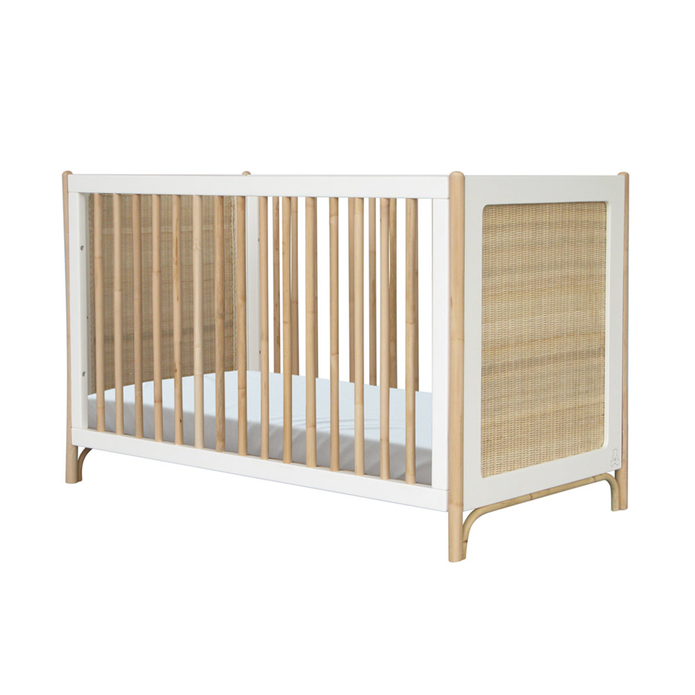 Lit bébé évolutif cèdre et rotin Océania 60x120cm Blanc Théo pour