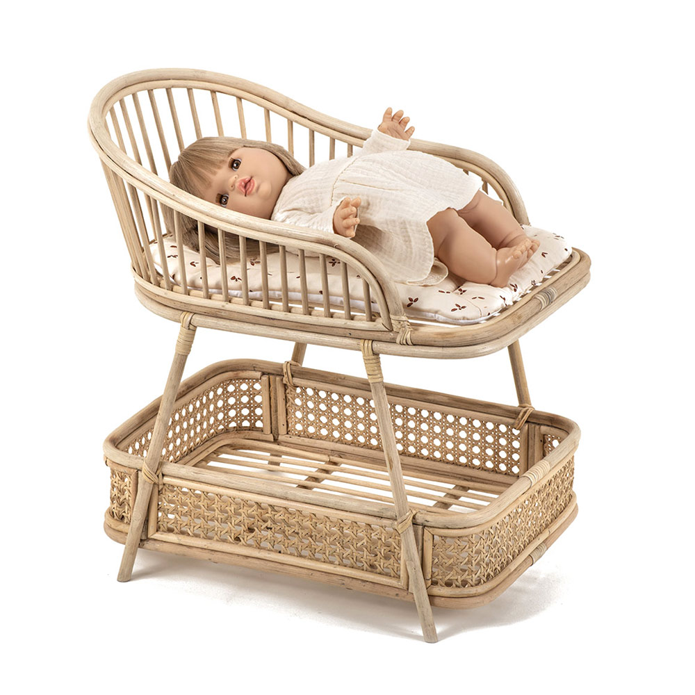 Table à langer en rotin pour poupon Jimbaran - Peacocks Minikane