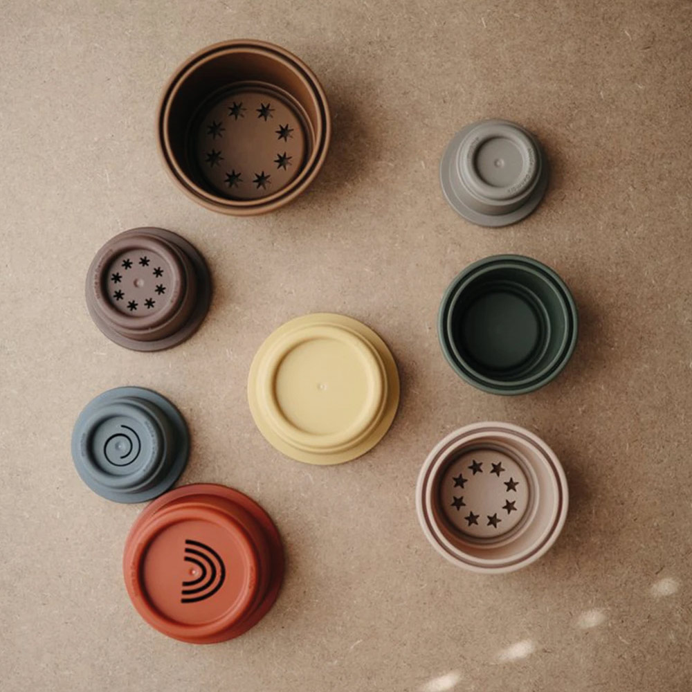 Tour à empiler Retro Mushie